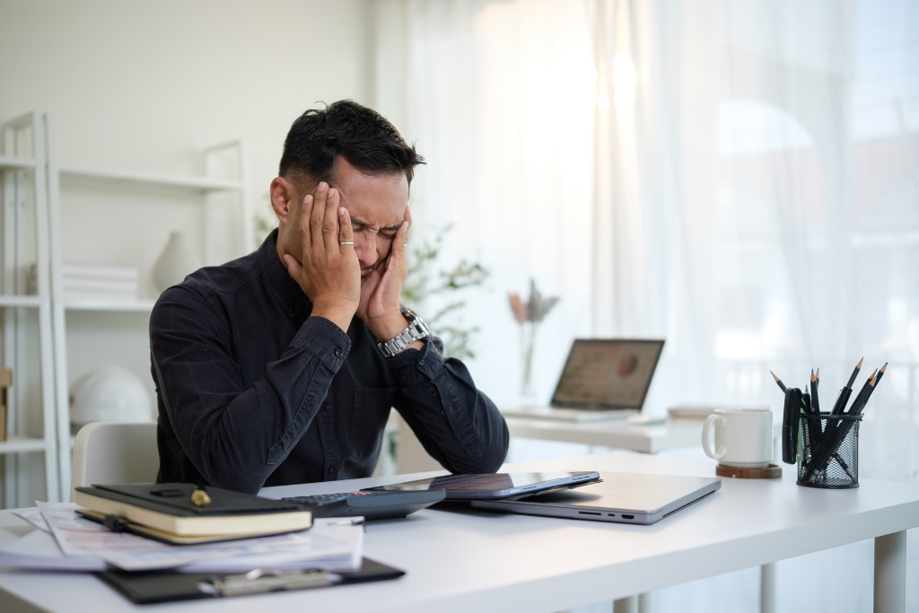 Quatre erreurs qui transforment une réfection de toiture en gouffre financier